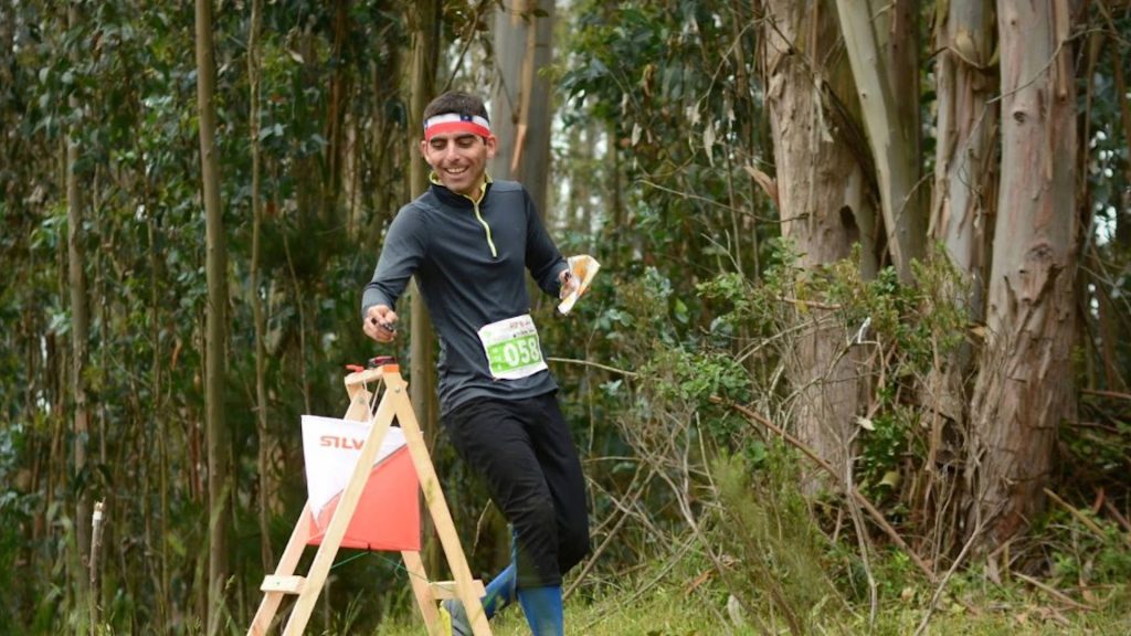 Evento de orientación en Pucón, Chile, con participantes en un entorno natural durante el Campeonato Sudamericano de Orientación 2026.